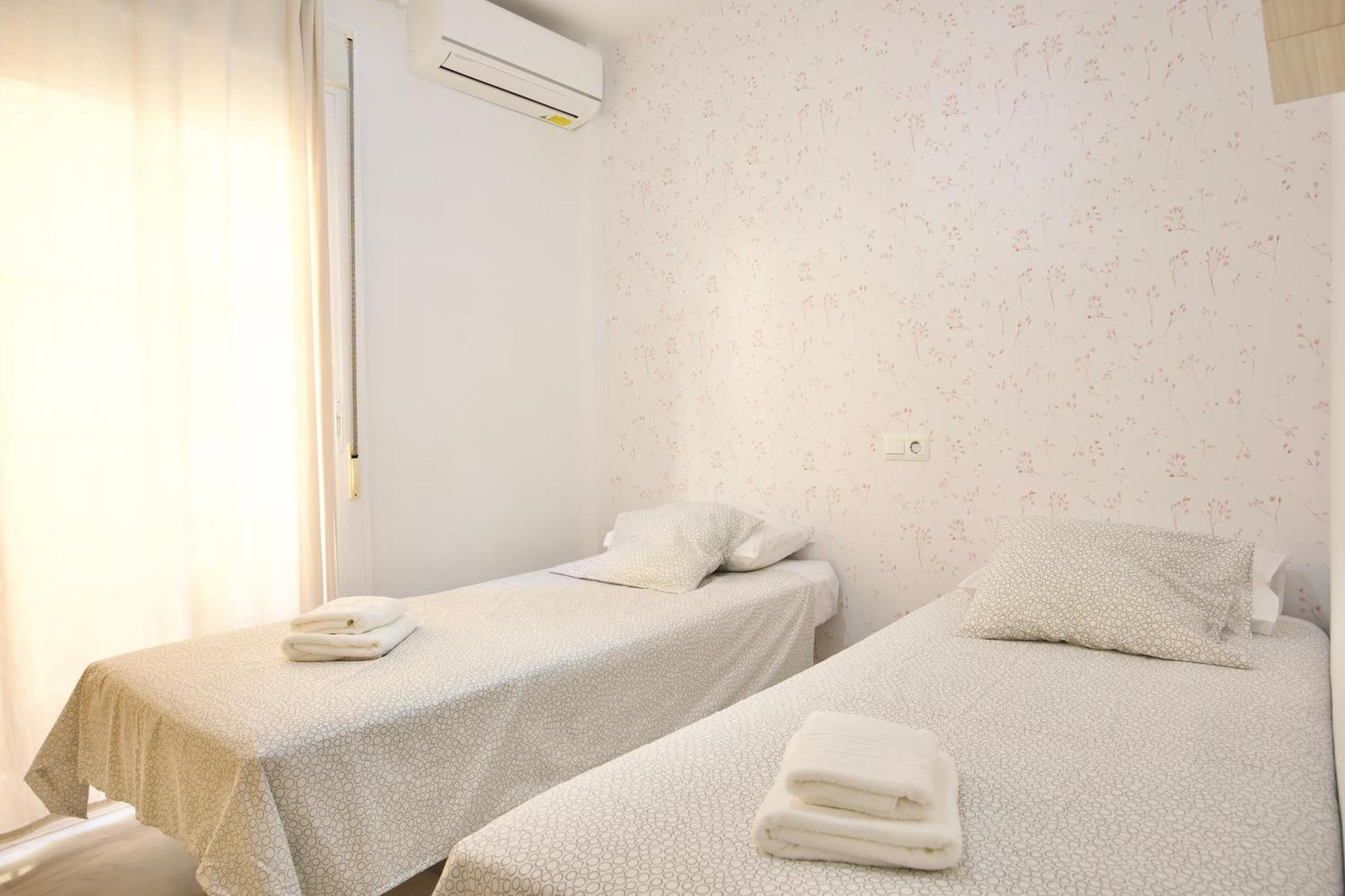 Bonito Apartamento Cerca De La Playa De Torrox Esterno foto